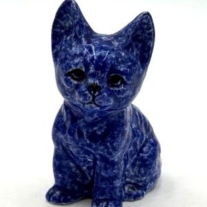 Enesco Blue Spatterware Cat Figurine Ceramic Kitty 1989 Decorative Statue